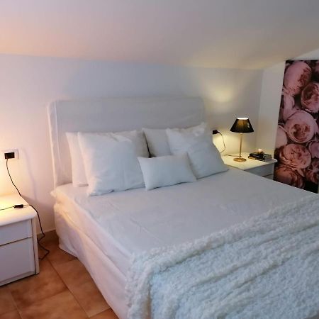Bramante-12 Apartment Pescara Bagian luar foto