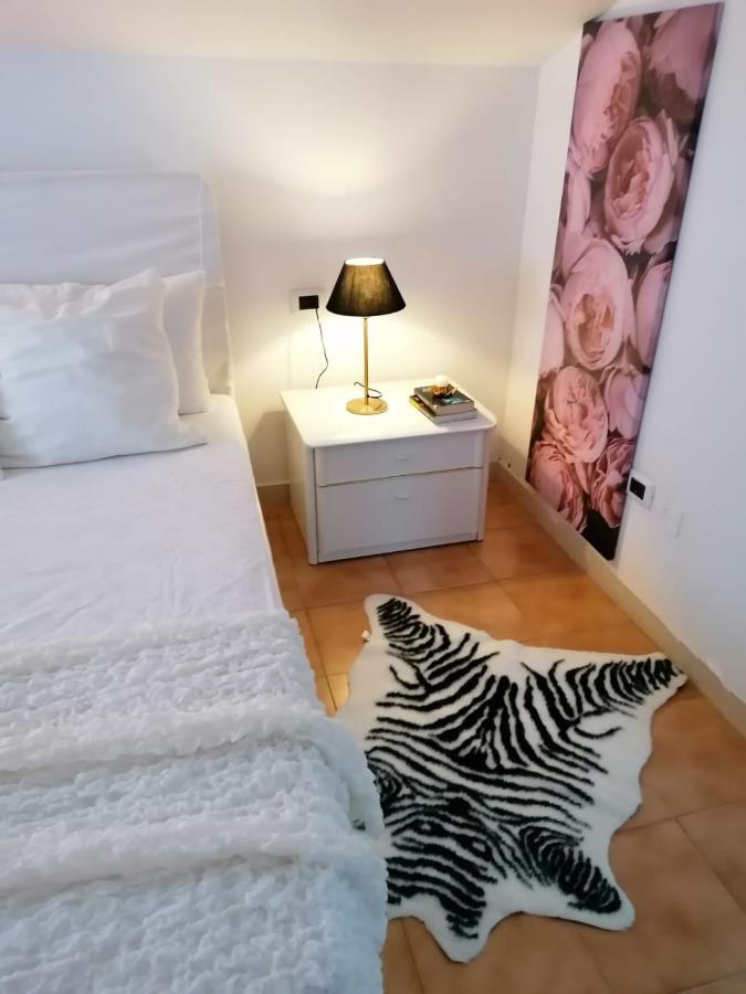 Bramante-12 Apartment Pescara Bagian luar foto